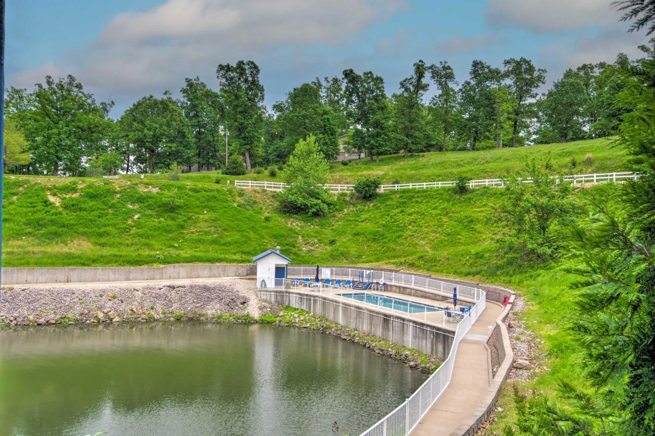 Breezy Lake Ozark Escape Dock, Slip And Pool! Extérieur photo